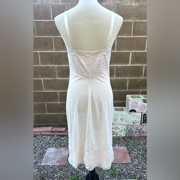 VINTAGE Rogers Midi Slip Nylon Lace Light Pink Size 34 - Picture 4 of 9